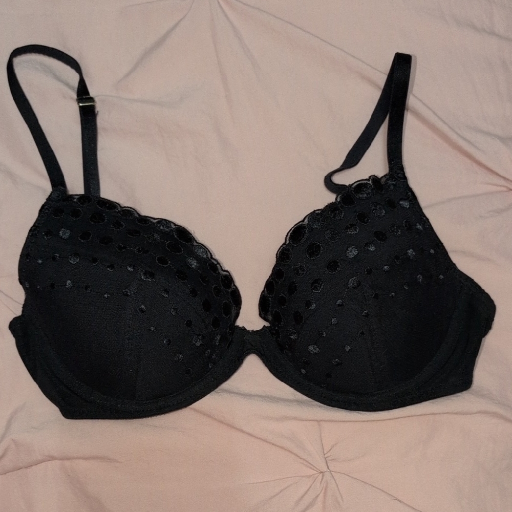 Gossard 30DD Black Dotty Plunge Bra
